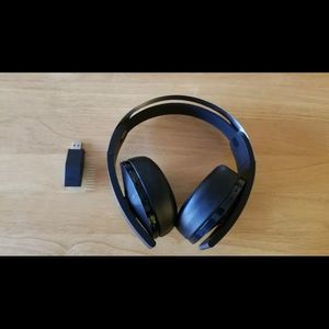 Sony platinum ps4 wireless headset